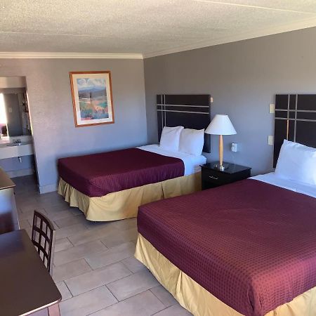Executive Inn & Suites Beeville エクステリア 写真